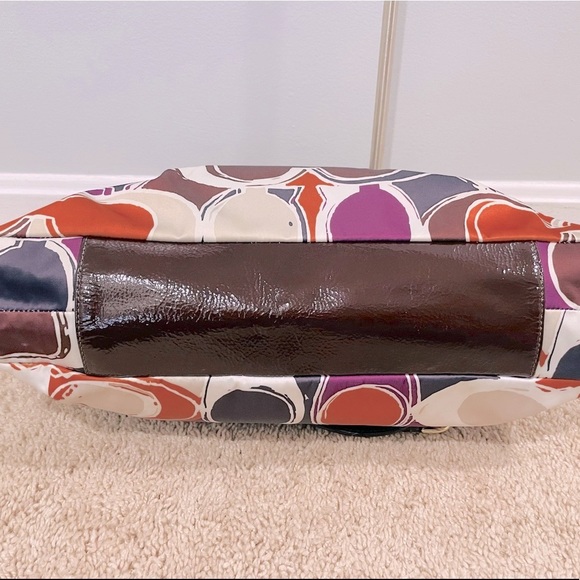 Coach Ashley Signature C Print Satchel - Picture 10 of 11